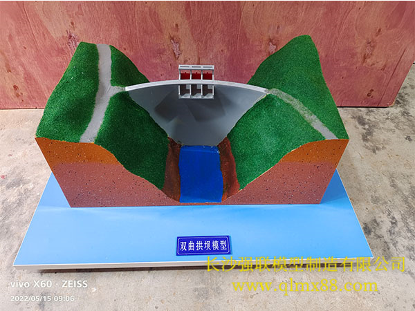 風(fēng)力發(fā)電機模型